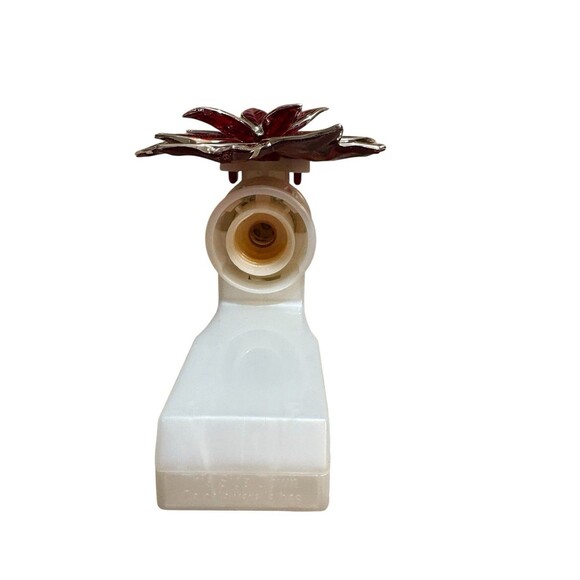 Bath & Body Works Lot of 2 Wallflower Plug ins PRANCING REINDEER and POINSETTIA - Picture 11 of 12